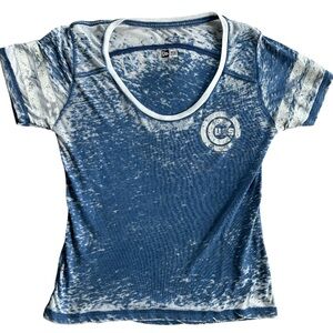 NEW ERA 5TH & OCEAN Women’s Cubs Burnout T-Shirt Team Logo Vintage Vibe Blue M